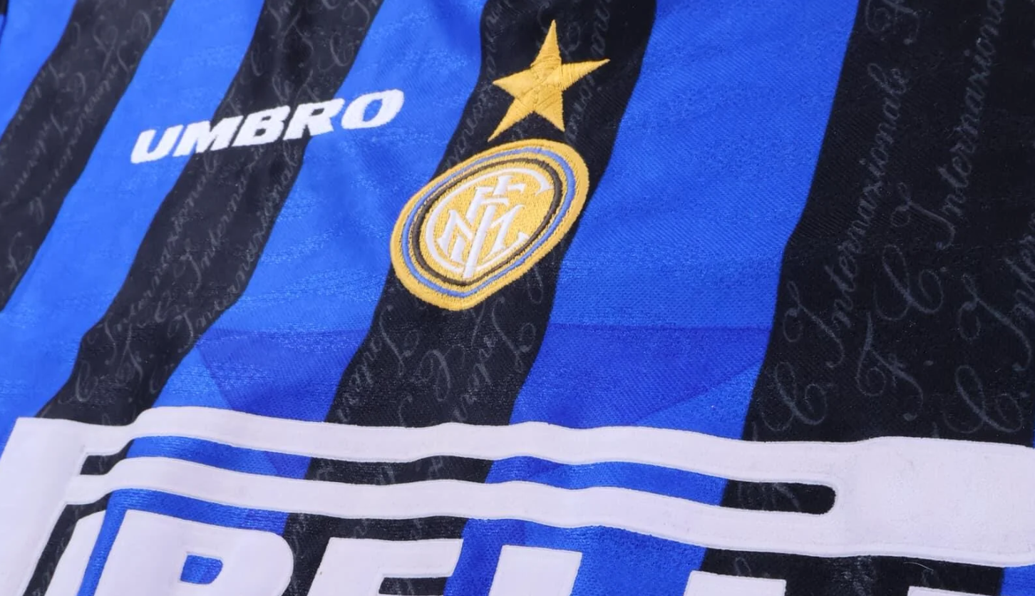 Vintage Ronaldo Inter Milan football shirt